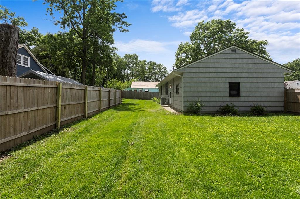 209 Northeast Maple Street Lee's Summit, MO 64063 - Photo 21 of 22