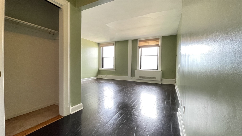 140 Chestnut Street, Unit 610 Springfield, MA 01103 - Photo 3 of 19 Gallery Image 3