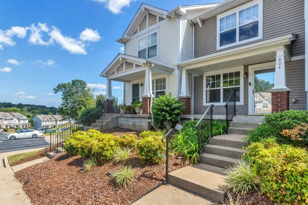 $254,900 | 604 Flintlock Court, Unit 604, Nashville, TN 37217