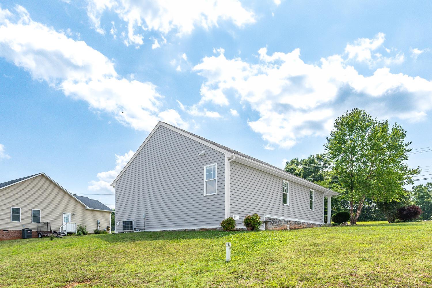 1583 Link Road Bedford, VA 24523 - Photo 33 of 40