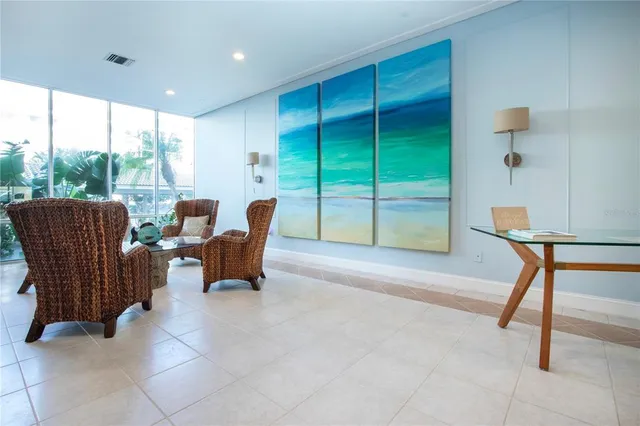 $895,000 | 1212 Benjamin Franklin Drive, Unit 607, Sarasota, FL 34236