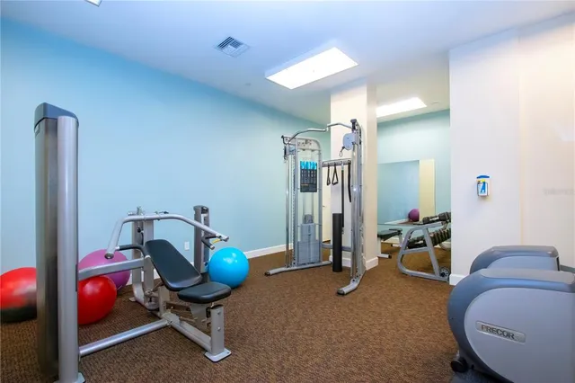 $895,000 | 1212 Benjamin Franklin Drive, Unit 607, Sarasota, FL 34236