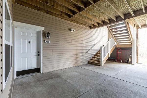 $230,000 | 411 Stockton Ridge, Cranberry Township, PA 16066