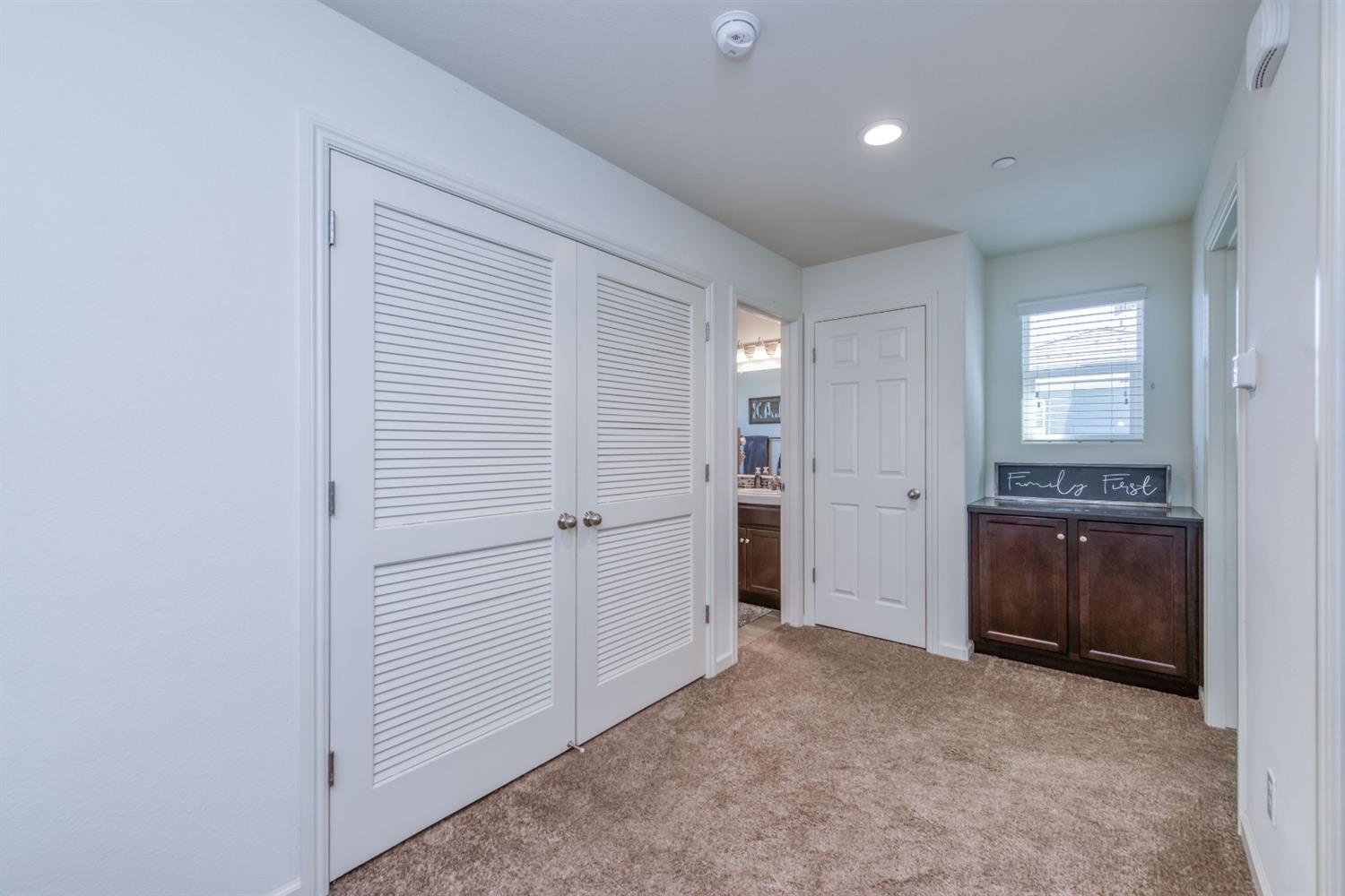 1559 Lambourn Way Clovis, CA 93619 - Photo 13 of 27