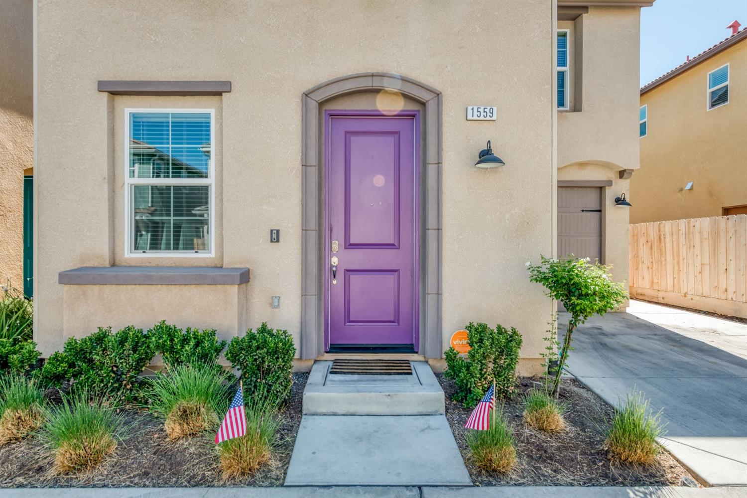 1559 Lambourn Way Clovis, CA 93619 - Photo 3 of 27