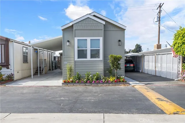 $169,900 | 22600 Normandie Avenue, Unit 3, Torrance, CA 90502