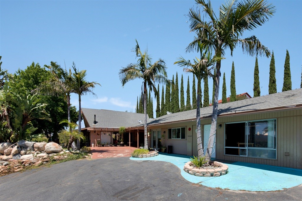 5463 Rainbow Heights Road Fallbrook, CA 92028 - Photo 2 of 25