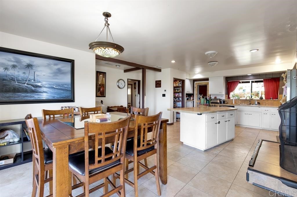 5463 Rainbow Heights Road Fallbrook, CA 92028 - Photo 8 of 25