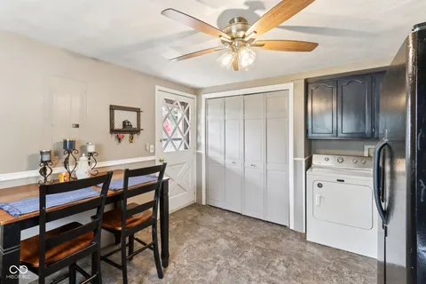 $215,000 | 1230 South 25th Street, Elwood, IN 46036