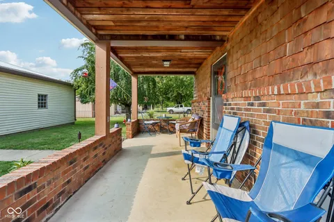 $215,000 | 1230 South 25th Street, Elwood, IN 46036