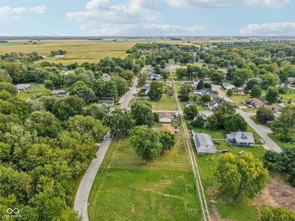 $215,000 | 1230 South 25th Street, Elwood, IN 46036