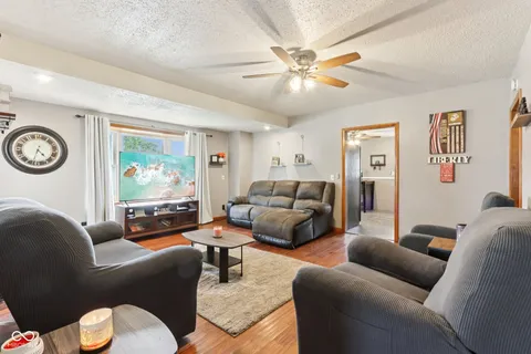 $215,000 | 1230 South 25th Street, Elwood, IN 46036