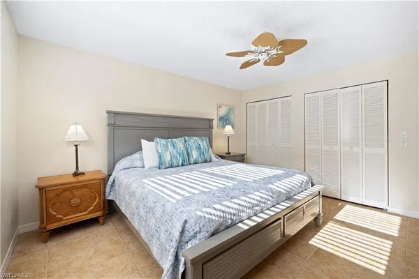 $6,800 | 578 Broad Avenue South, Unit 578, Naples, FL 34102
