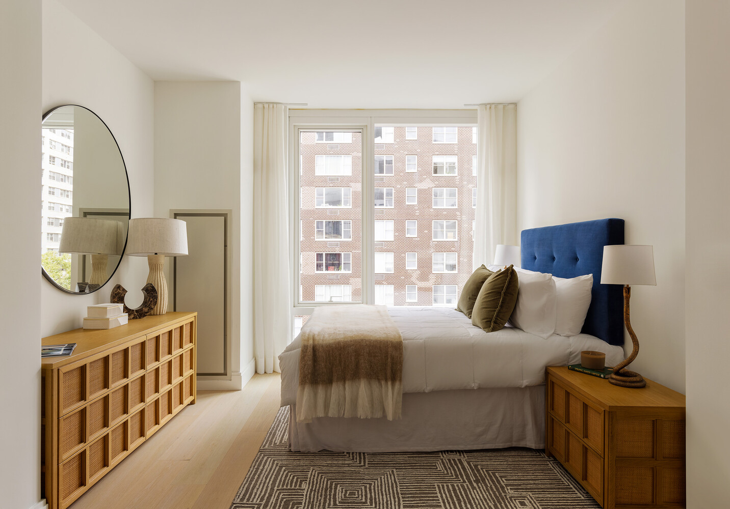 501 3rd Avenue, Unit 10A Manhattan, NY 10016 - Photo 2 of 9