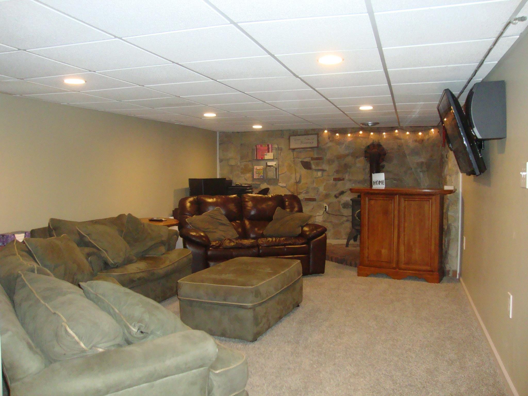 311 Bloomfield Road Loogootee, IN 47553 - Photo 12 of 24