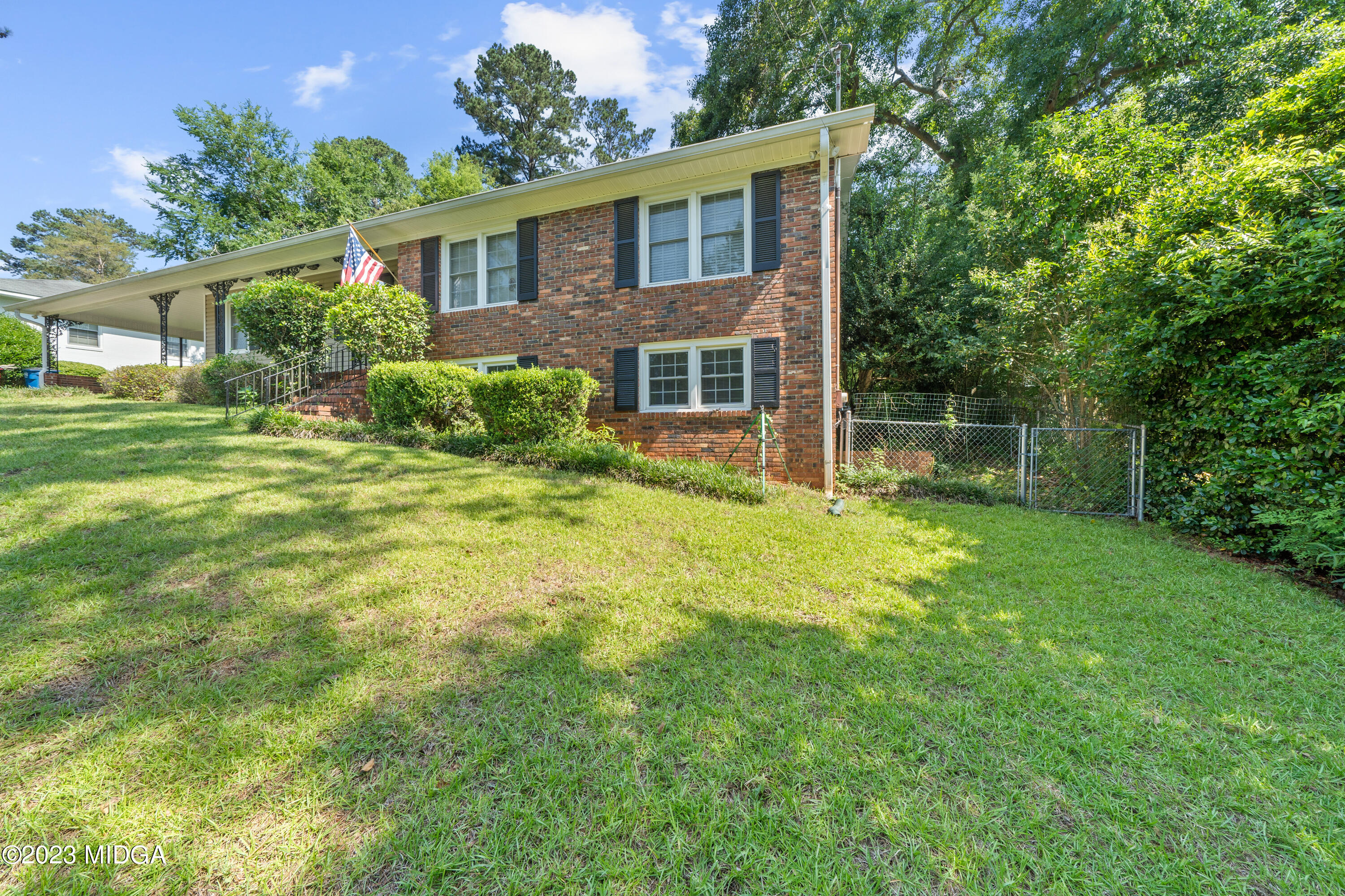 1144 Newport Road Macon, GA 31210 - Photo 2 of 24 1144 Newport-02307