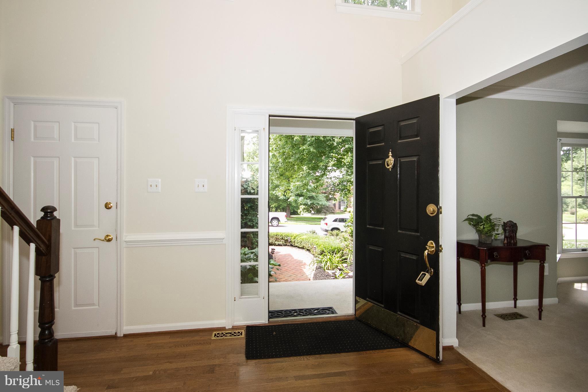 405 Sunny View Road Bel Air, MD 21014 - Photo 4 of 30 Two story entry foyer)