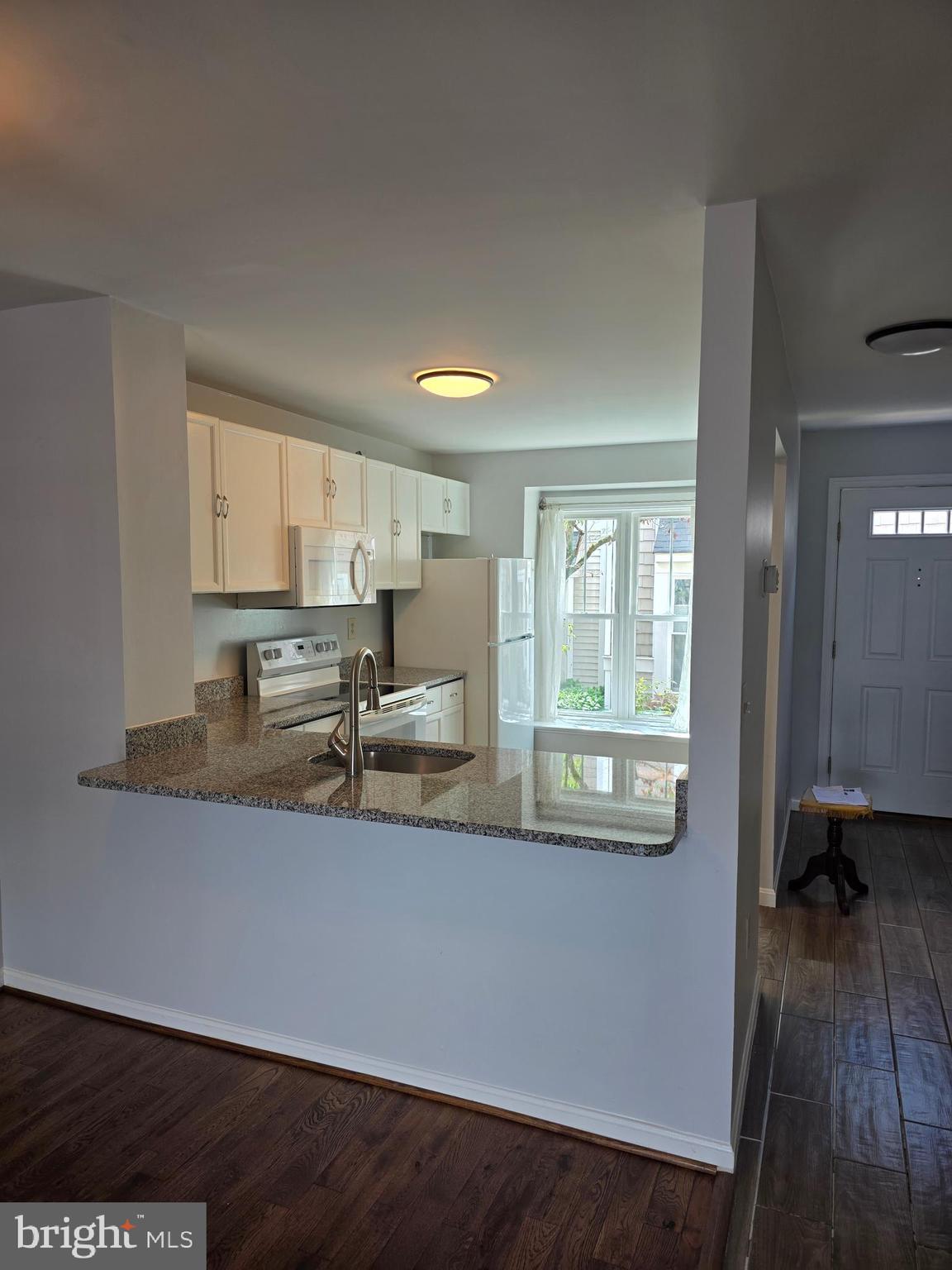 3928 9th Road South Arlington, VA 22204 - Photo 7 of 28 Gallery Image 7