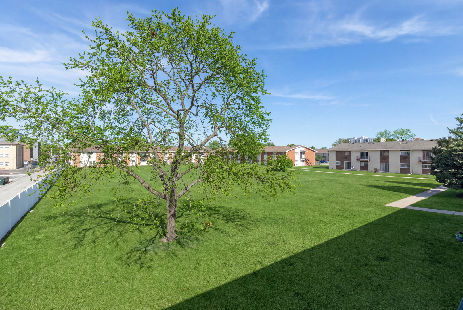 9500 Dee Road, Unit 202B Des Plaines, IL 60016 - Photo 25 of 29