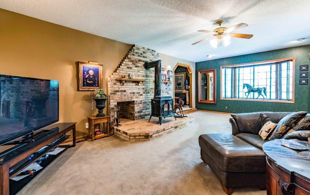 16430 Territorial Road Dayton, MN 55369 - Photo 8 of 62