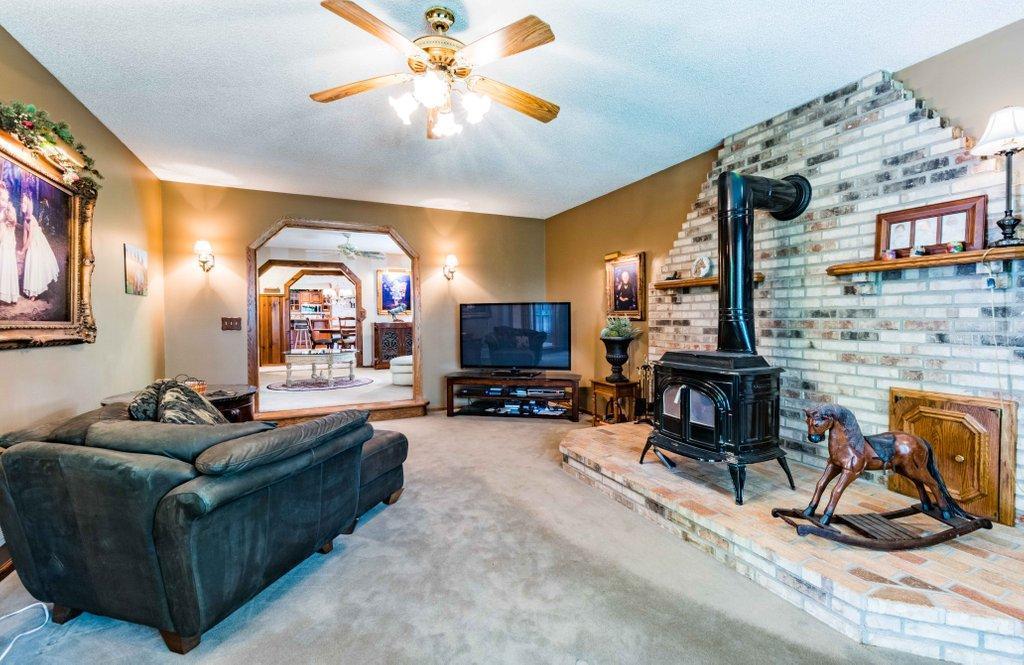 16430 Territorial Road Dayton, MN 55369 - Photo 9 of 62