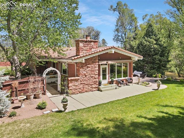 625 West Cheyenne Road Colorado Springs, CO 80906 - Photo 7 of 10