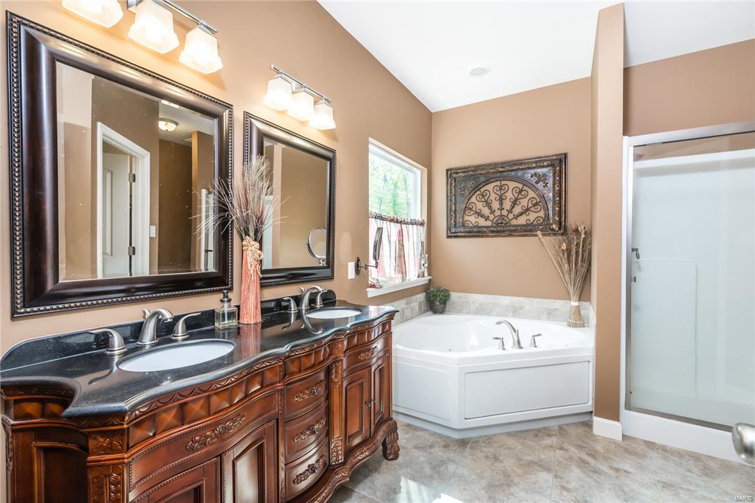 302 Schaper Road Foristell, MO 63348 - Photo 15 of 38