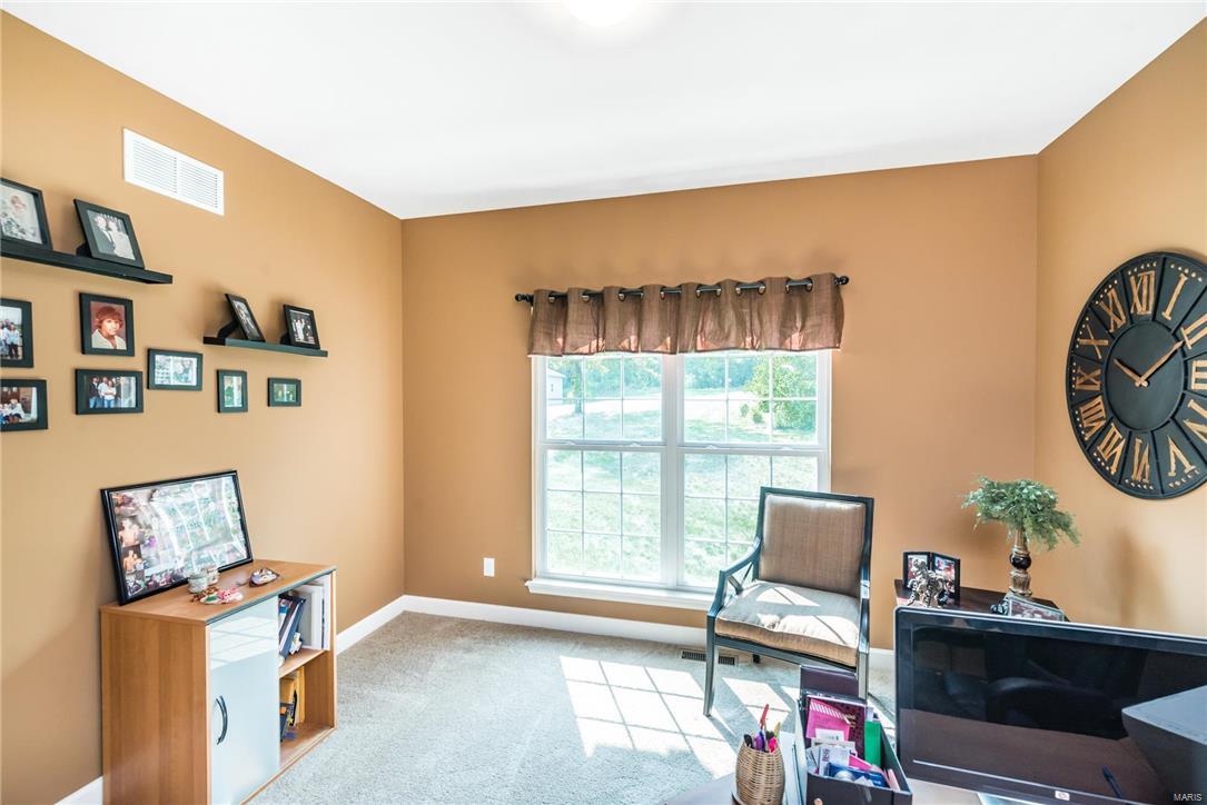 302 Schaper Road Foristell, MO 63348 - Photo 20 of 38