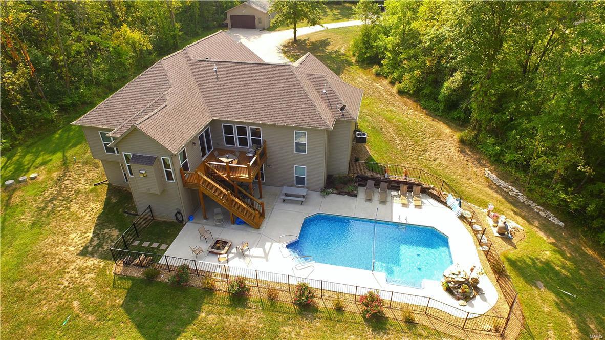 302 Schaper Road Foristell, MO 63348 - Photo 9 of 38