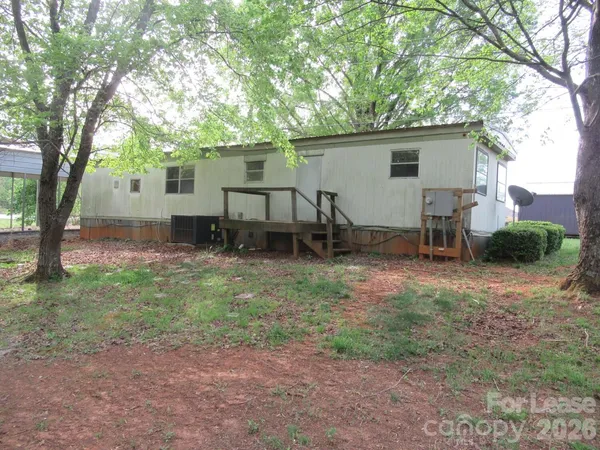$1,000 | 6682 North Carolina Highway 150, Sherrills Ford, NC 28673