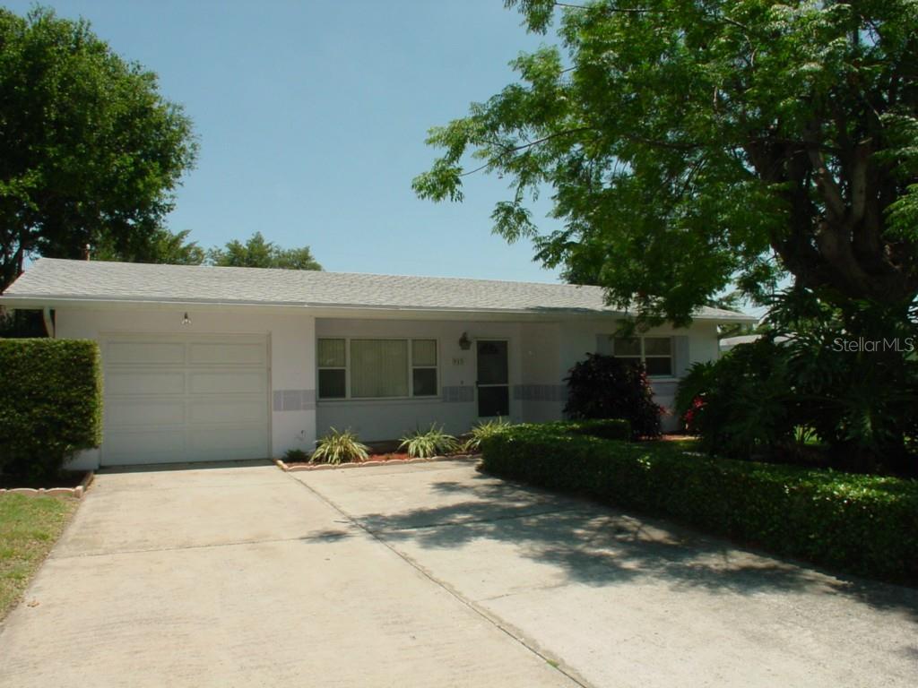 913 Canterbury Road Clearwater, FL 33764 - Photo 1 of 1