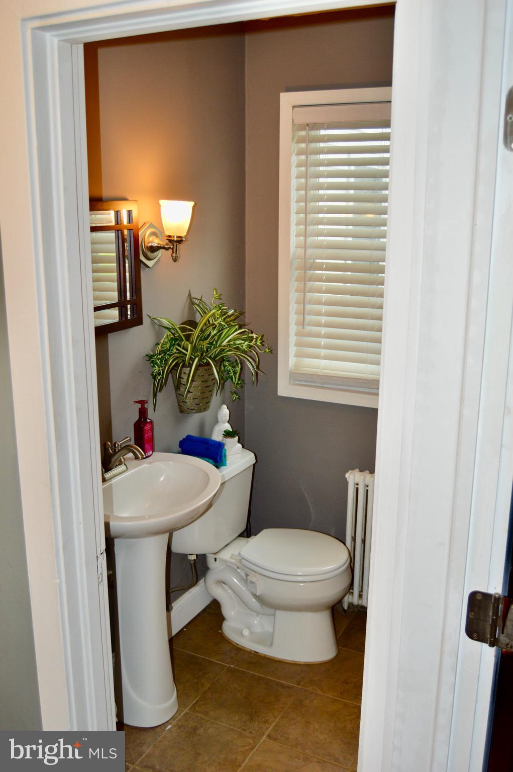 3103 Carlisle Road Gardners, PA 17324 - Photo 13 of 34 1st floor half bath