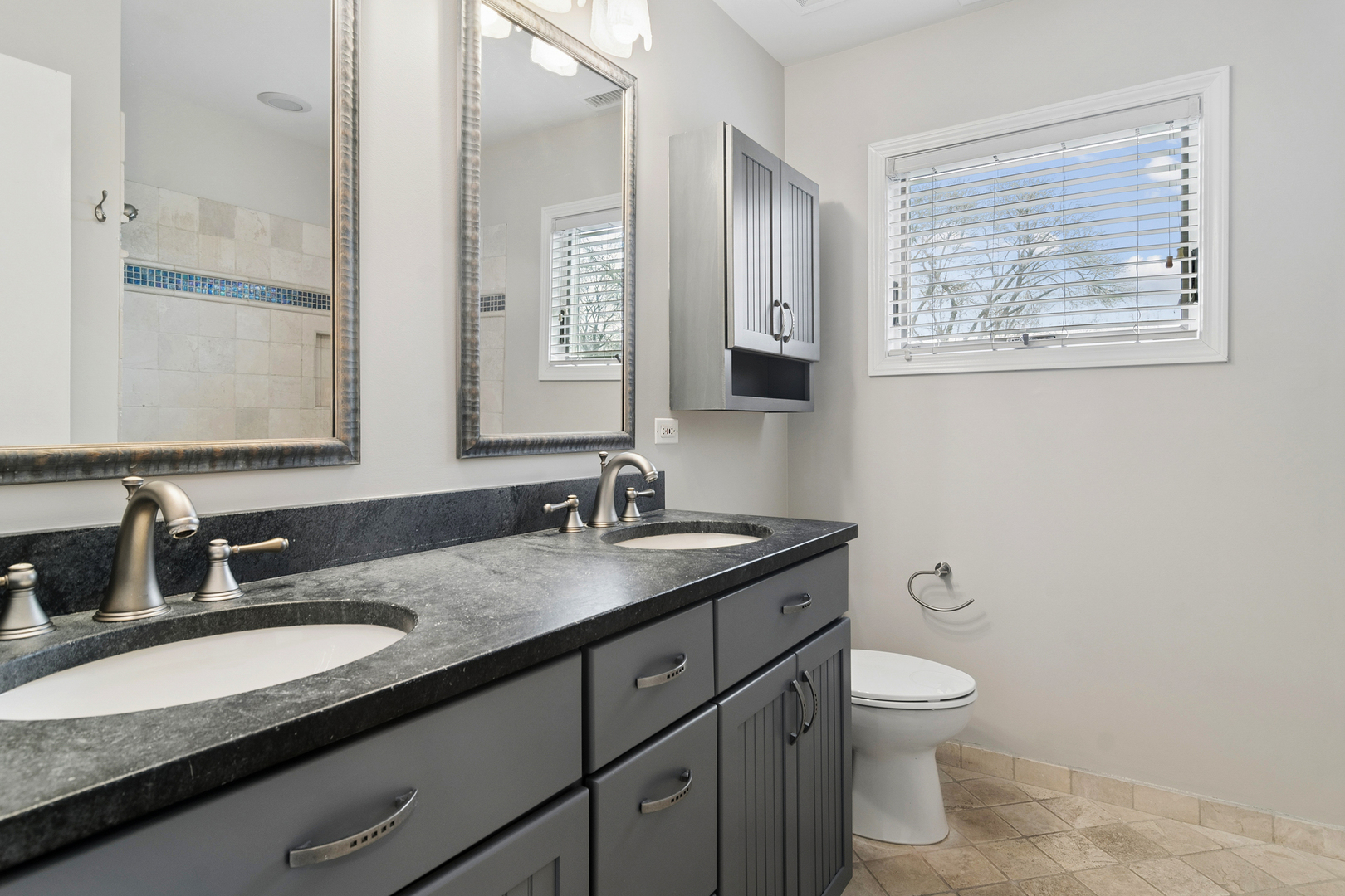 10 Fairview Avenue Deerfield, IL 60015 - Photo 18 of 25