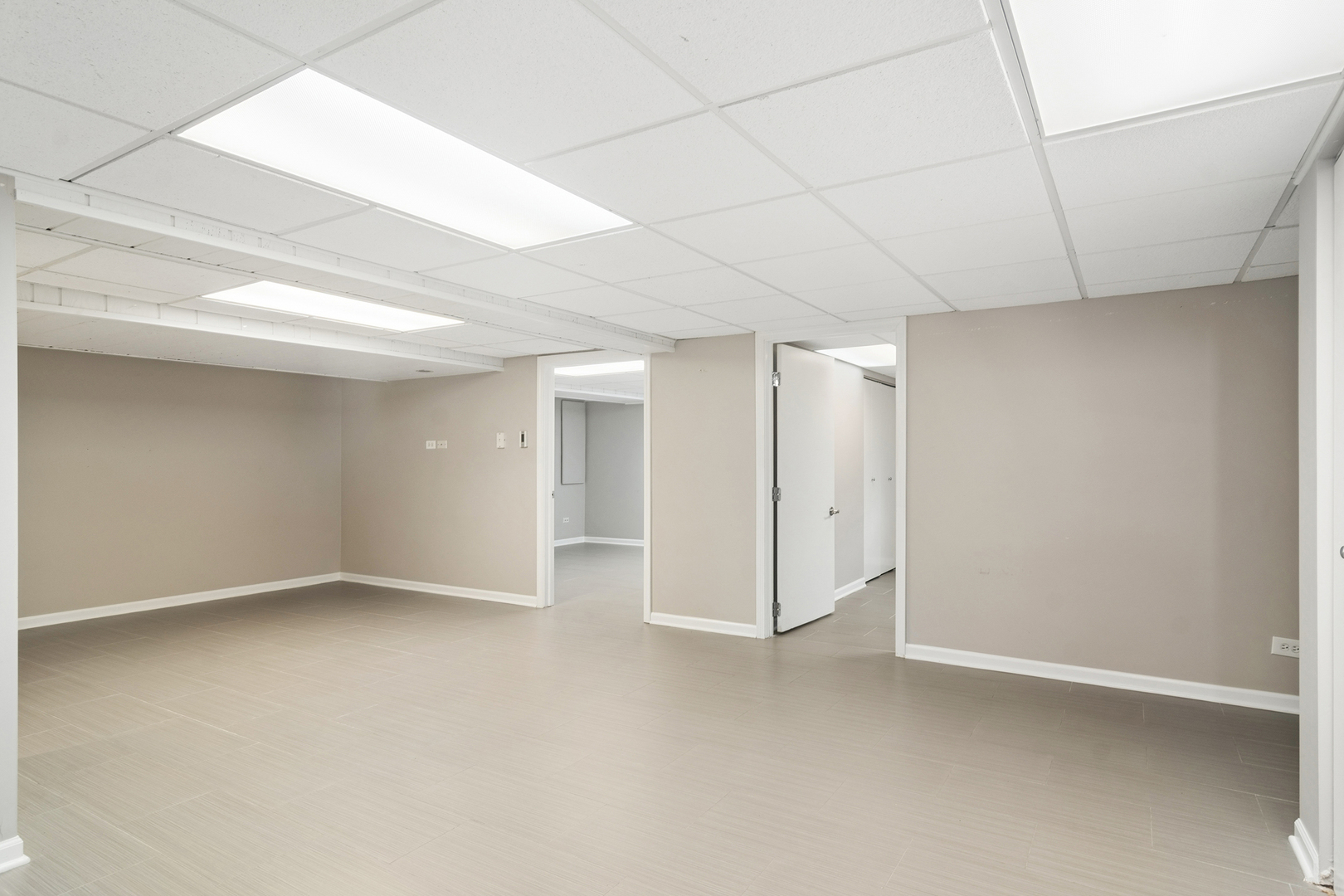 10 Fairview Avenue Deerfield, IL 60015 - Photo 24 of 25