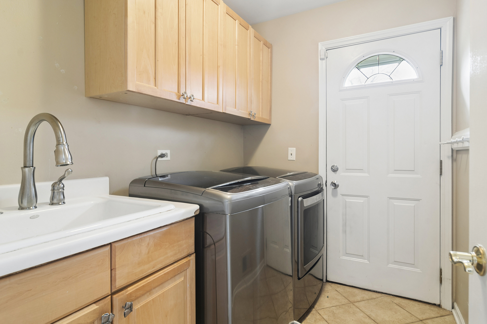 10 Fairview Avenue Deerfield, IL 60015 - Photo 9 of 25