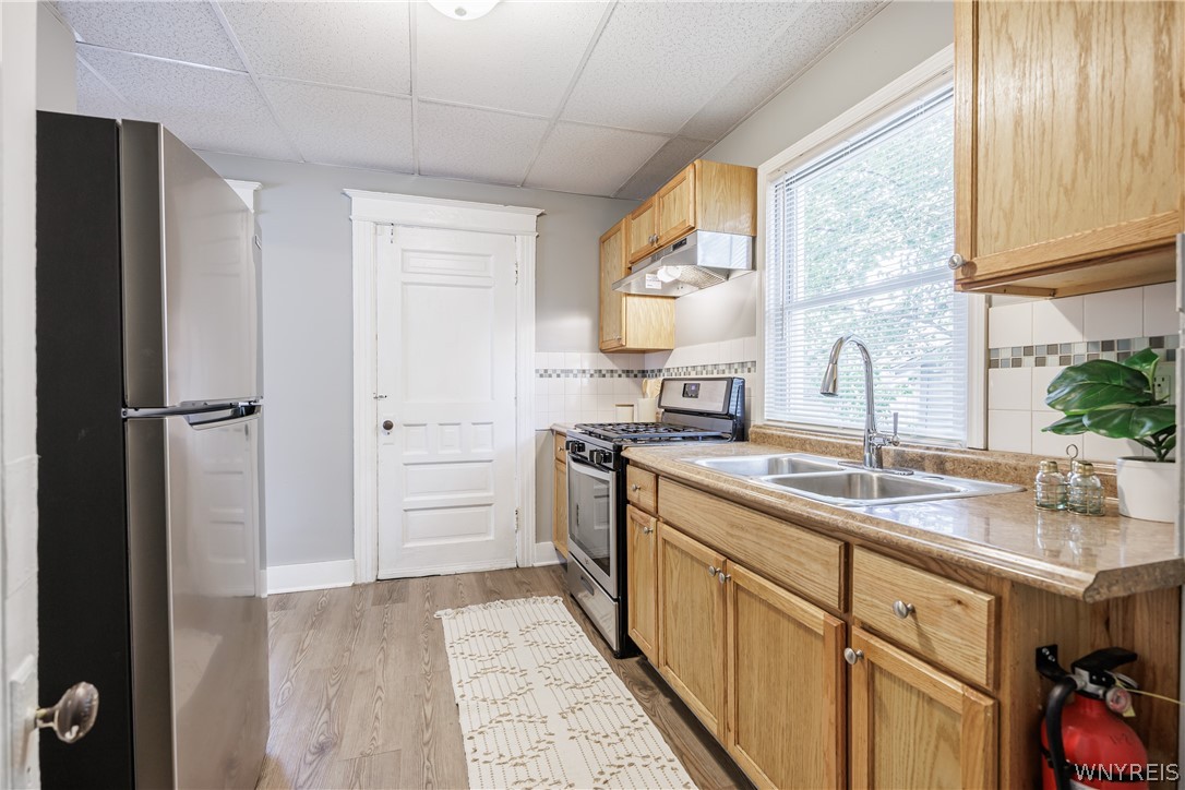 659 Seward Street Rochester, NY 14611 - Photo 4 of 37