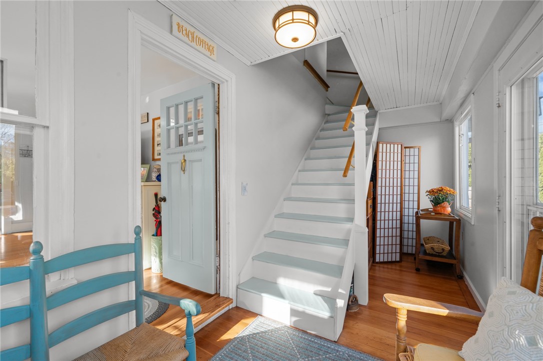 104 Howland Avenue Jamestown, RI 02835 - Photo 11 of 50