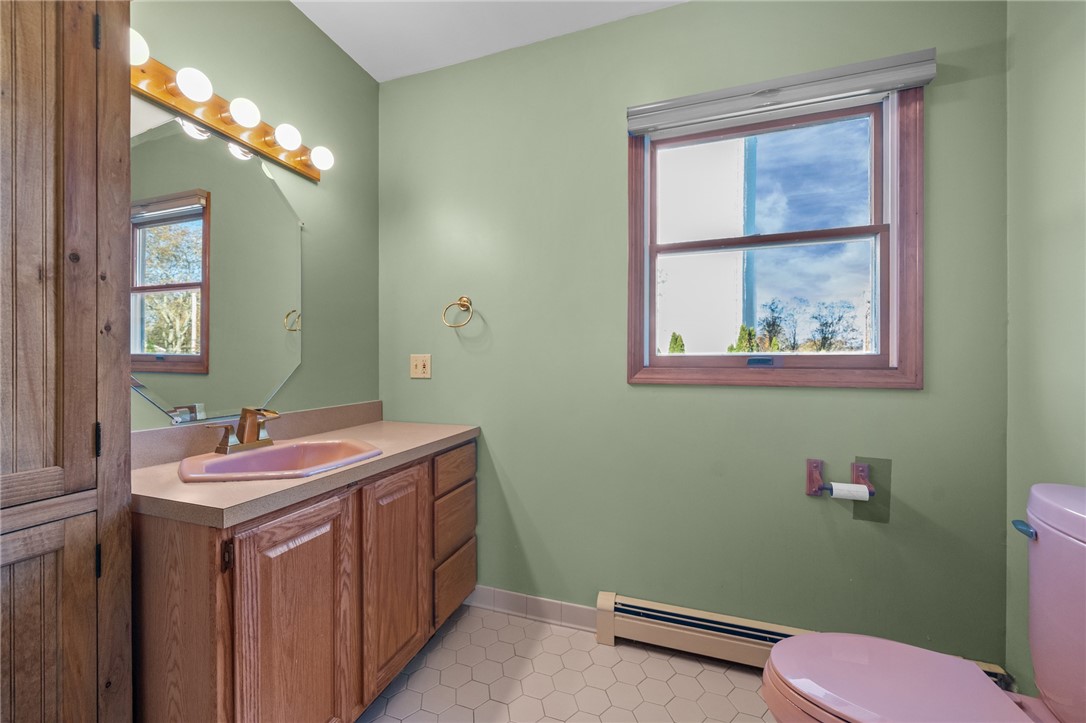 104 Howland Avenue Jamestown, RI 02835 - Photo 39 of 50