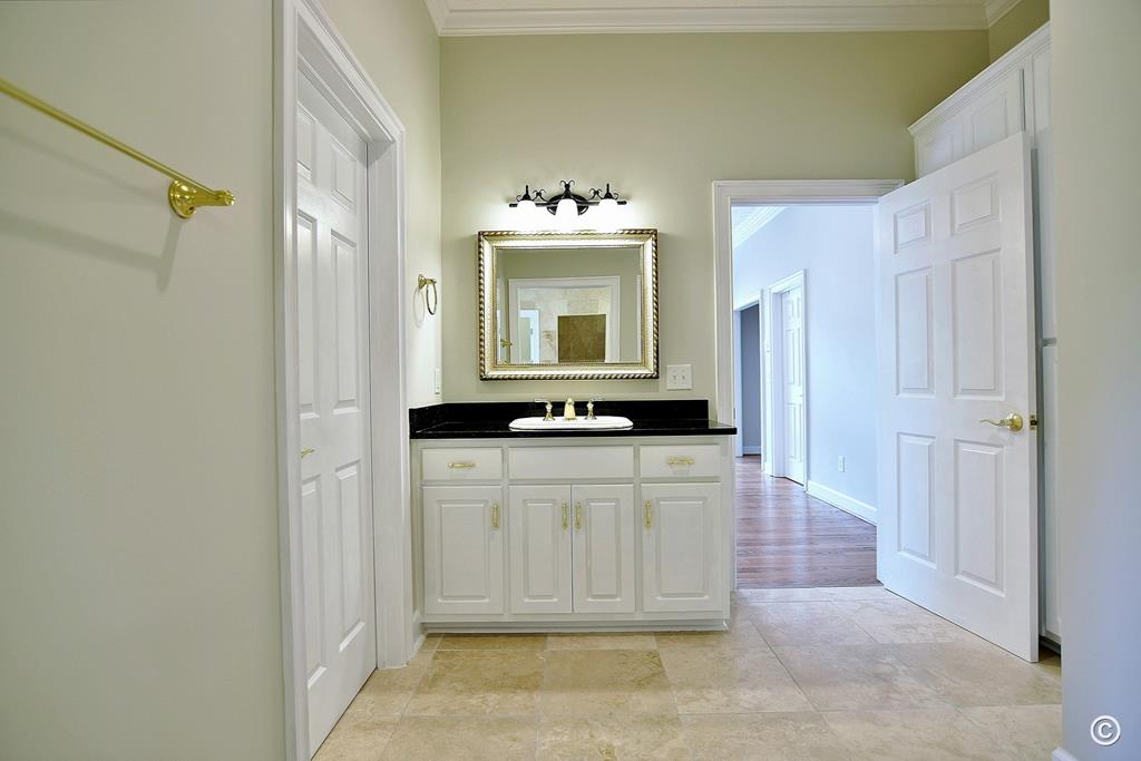 8751-8 River Road Columbus, GA 31904 - Photo 17 of 37 Master bath