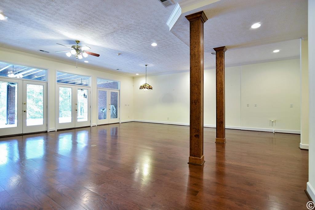 8751-8 River Road Columbus, GA 31904 - Photo 25 of 37 Terrace level living