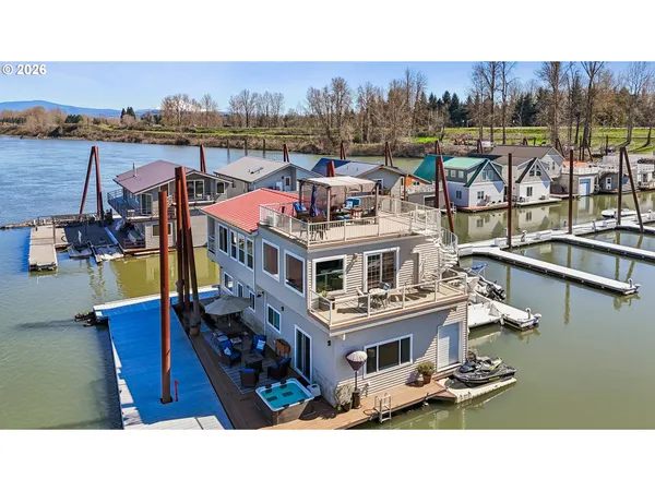 $625,000 | 19609 Northeast Marine Drive, Unit B18, Portland, OR 97230