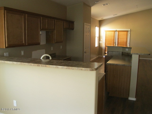 1553 East Bautista Road Gilbert, AZ 85297 - Photo 5 of 19 Kitchen View 2