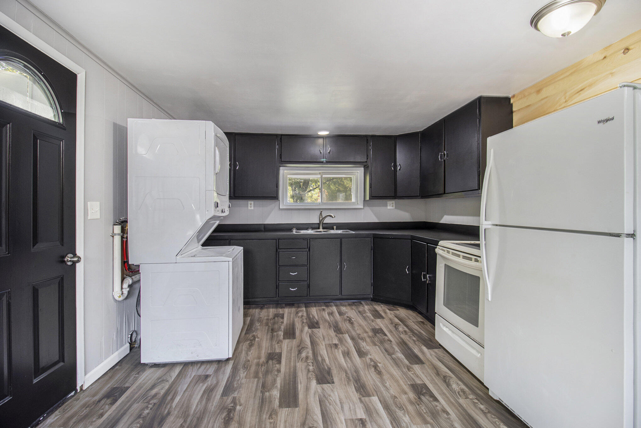 890 South Senator Road Crystal, MI 48818 - Photo 5 of 17 005_file_337