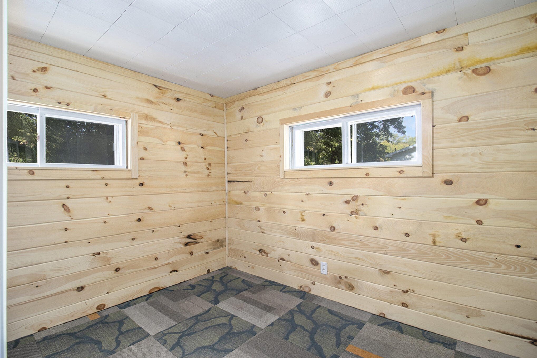 890 South Senator Road Crystal, MI 48818 - Photo 9 of 17 009_file_148