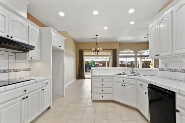 $630,000 | 702 Shakeley Lane, Ione, CA 95640