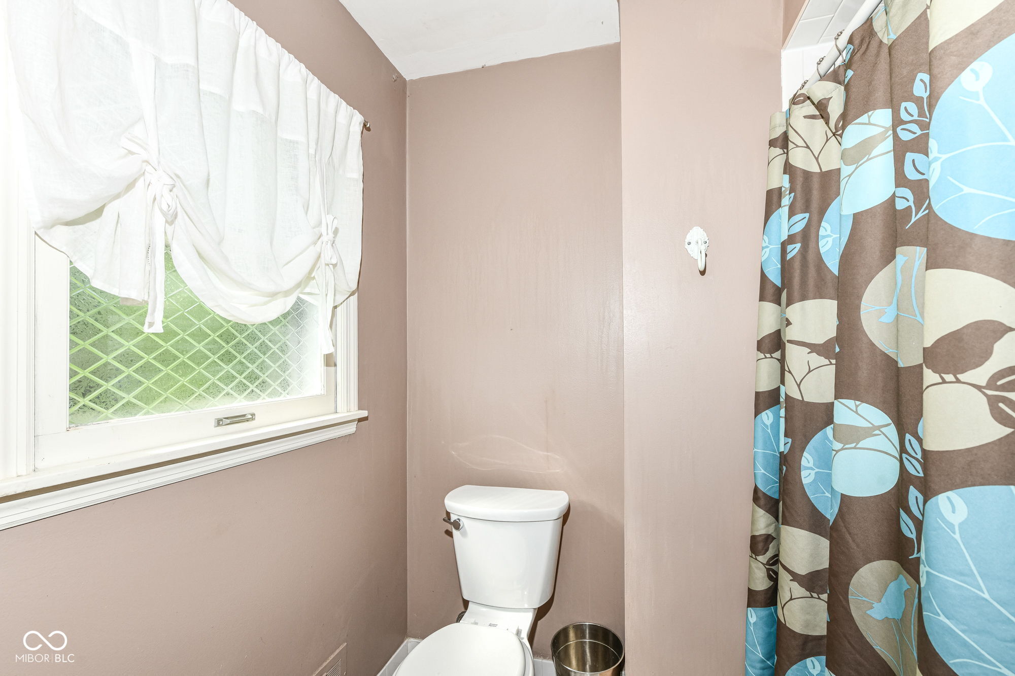 7138 Moorgate Road Indianapolis, IN 46250 - Photo 26 of 42