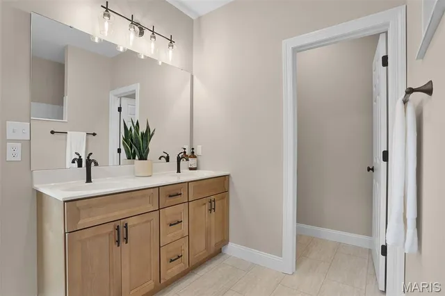 $495,000 | 96 Fiddlers Cl Road, Unit 96 STB, Washington, MO 63090