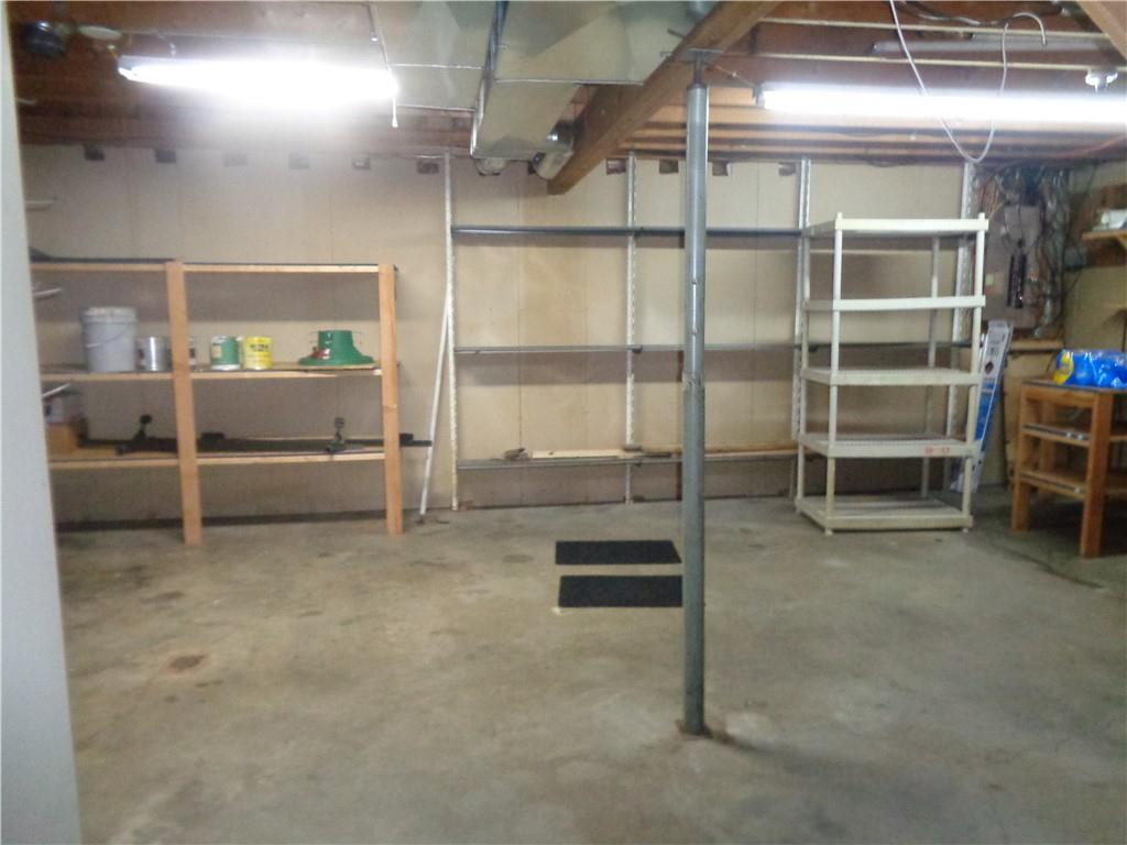 1261 Farm Road Uniontown, PA 15401 - Photo 18 of 22 Gallery Image 18