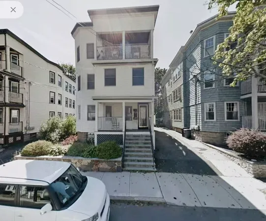 $3,500 | 126 Albion Street, Unit 3, Somerville, MA 02144