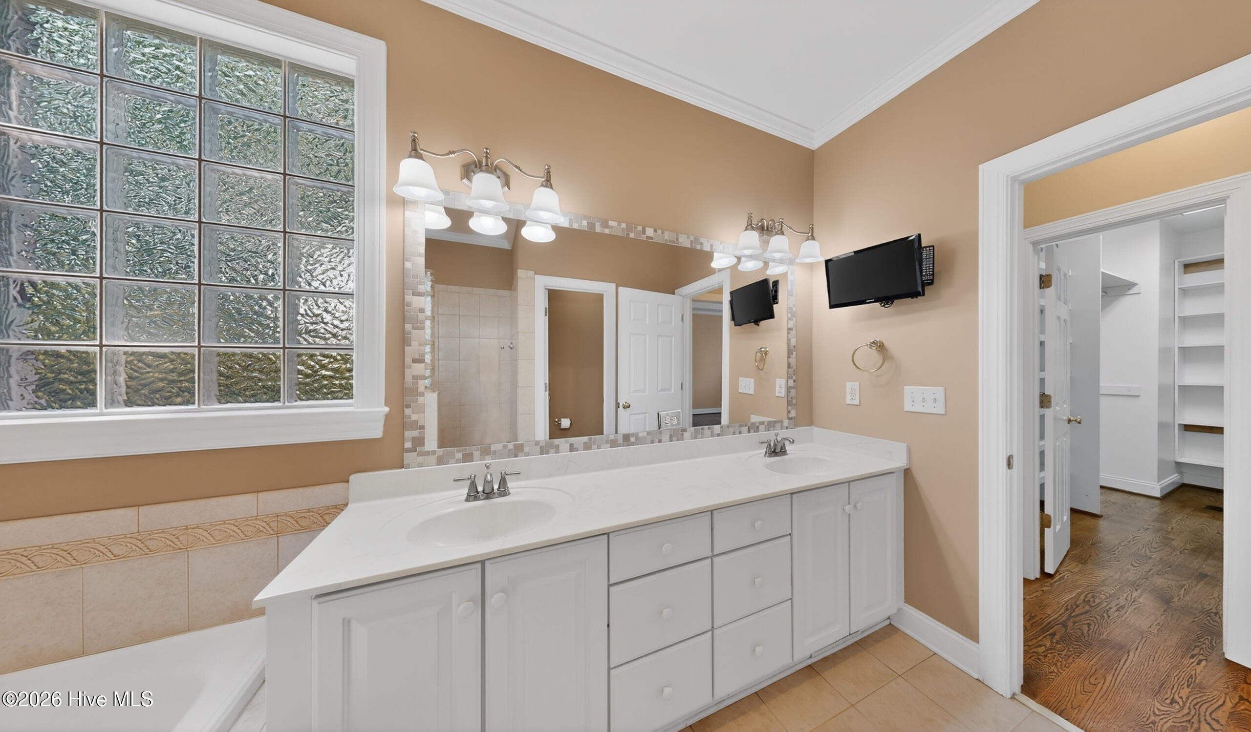 5066 Eastern Pines Road Greenville, NC 27858 - Photo 31 of 73 Primary Bathroom